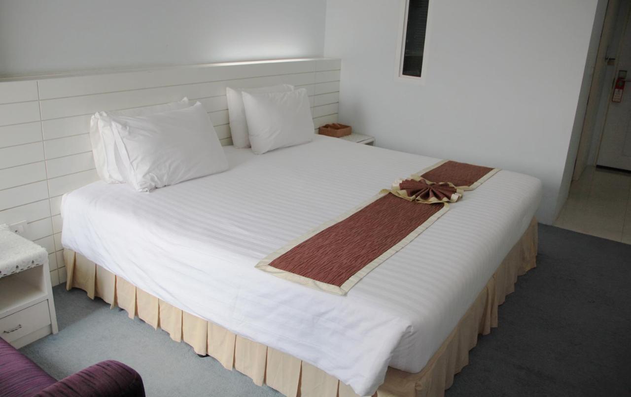 V Verve Service Apartment Hotel Chachoengsao Ngoại thất bức ảnh