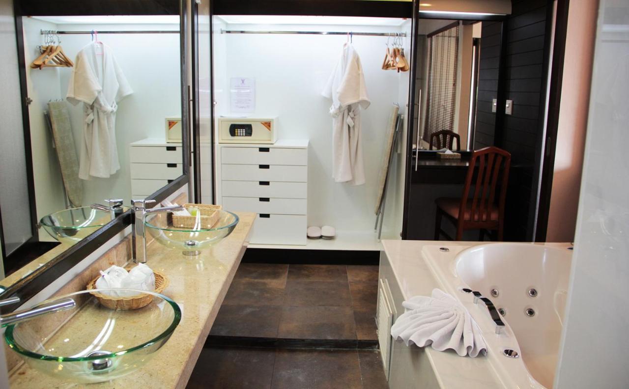 V Verve Service Apartment Hotel Chachoengsao Ngoại thất bức ảnh
